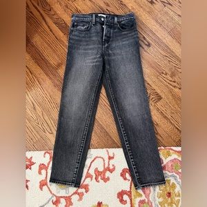 Levi’s wedgie black jeans